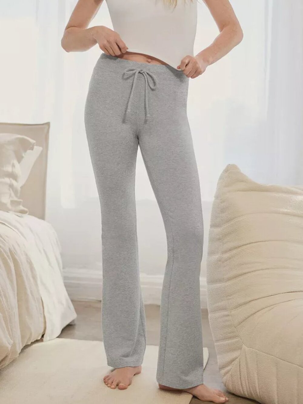 NWT🛒ALO Yoga Sway Bootcut Sweatpant🏷️Athletic Heather Grey